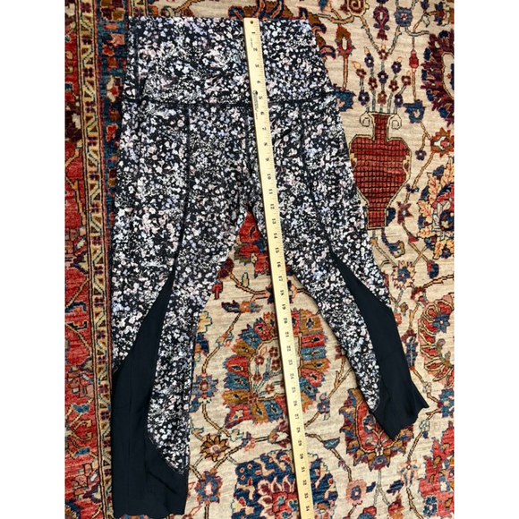 Lululemon Wunder Under Crop II 6 Floral Spritz Roll Down Scallop Luxtreme - Picture 7 of 7